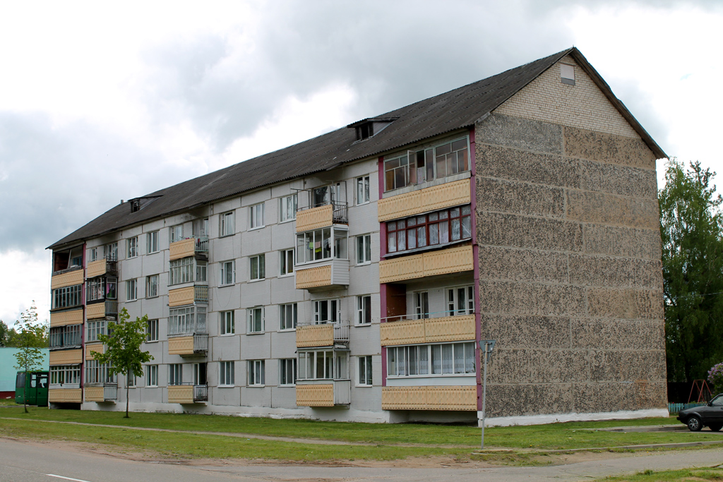 Россоны, Невельская улица, 4