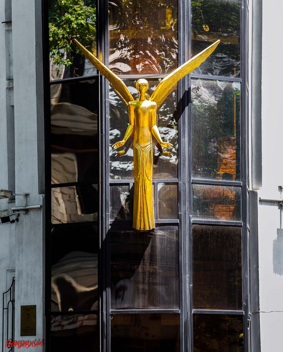 Odesa, Пушкінська вулиця, 51 / базарна вулиця, 62. Odesa — Monumental/public art