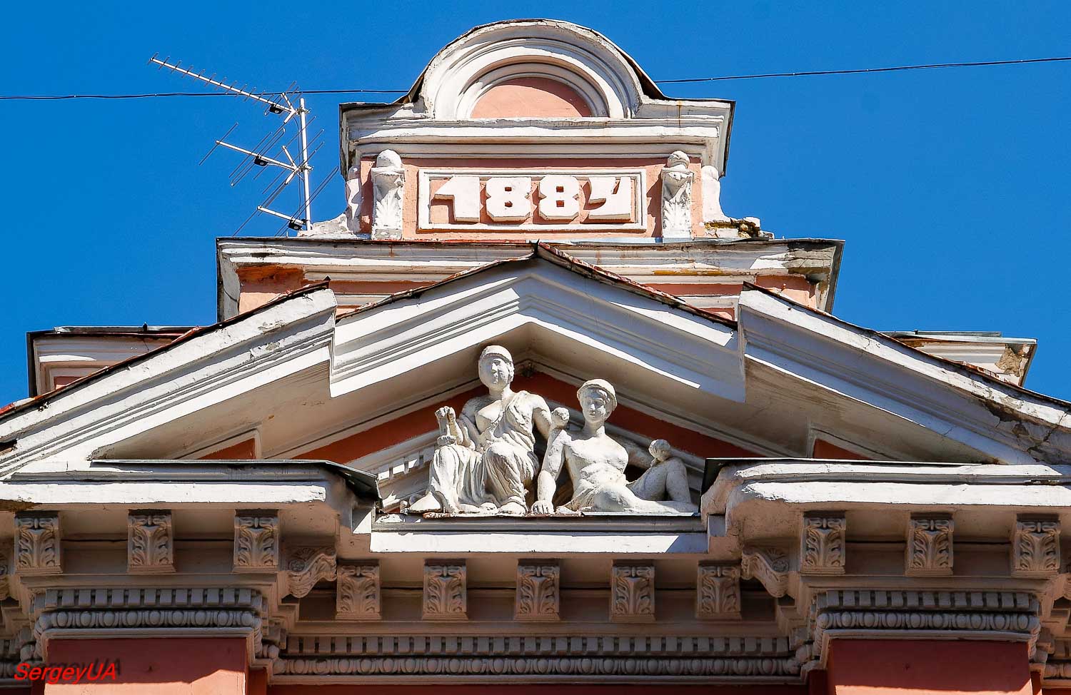 Киев, Улица Архитектора Городецкого, 13