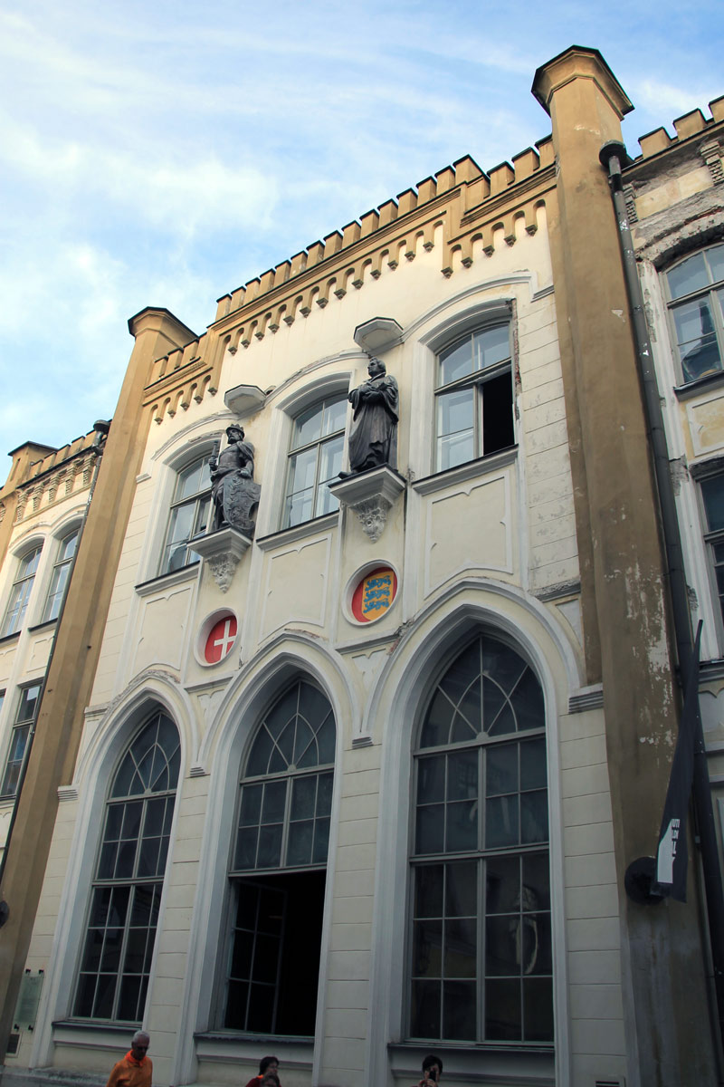 Tallinn, Pikk, 26 / Pühavaimu, 9