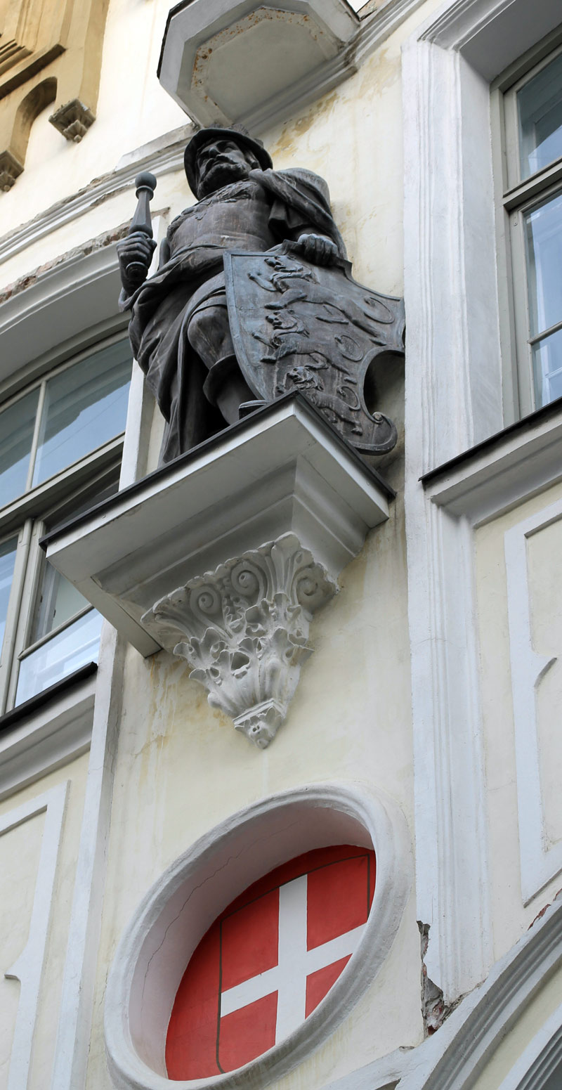 Таллин, Pikk, 26 / Pühavaimu, 9