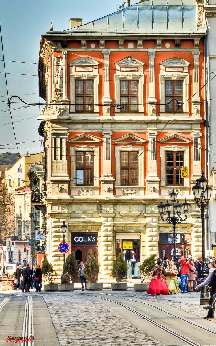 Львов, Площадь Рынок, 23