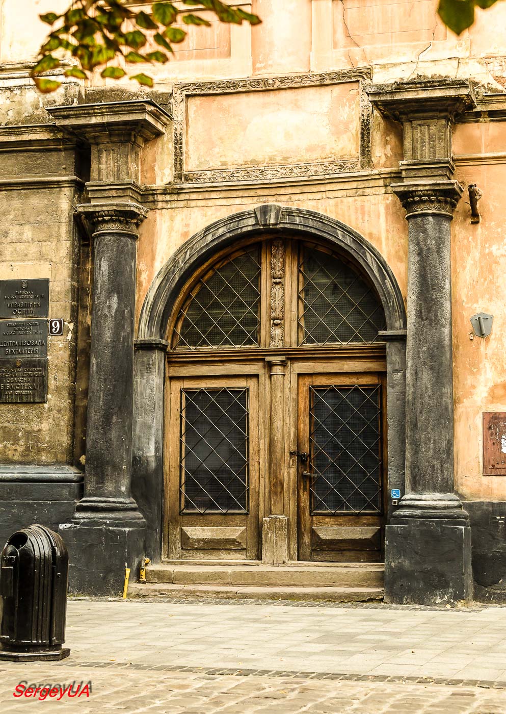 Lviv, Площадь Рынок, 9