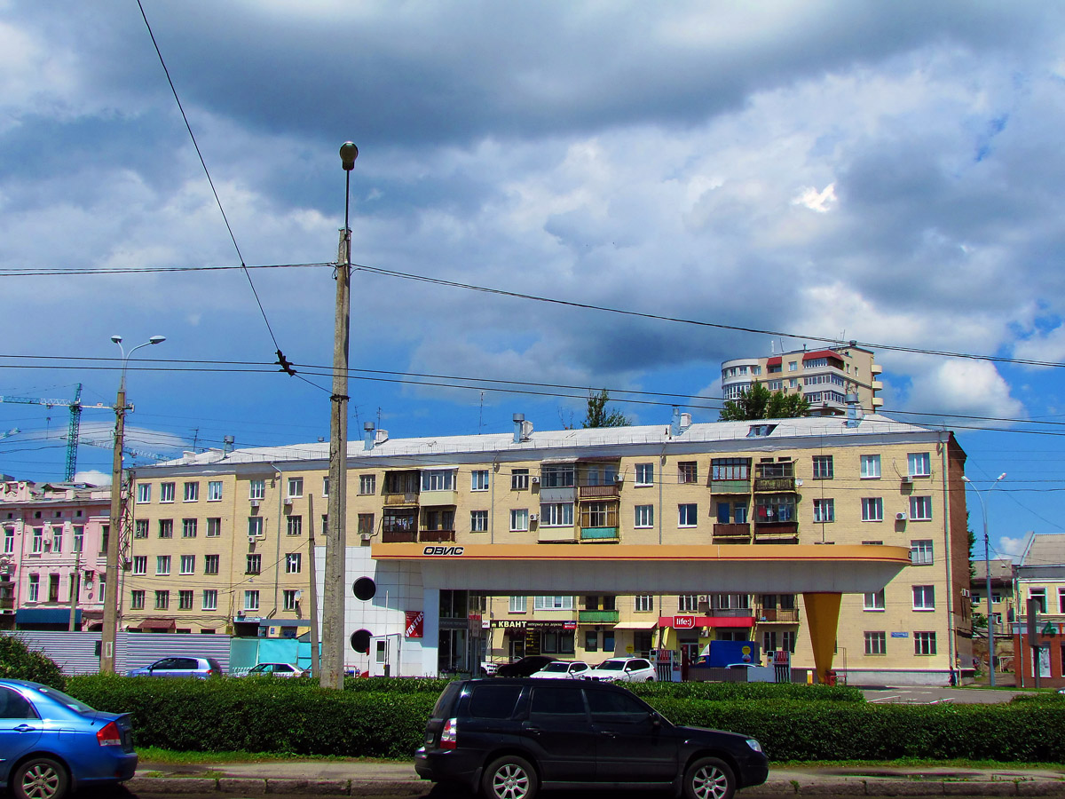 Харьков, Проспект Героев Харькова, 19