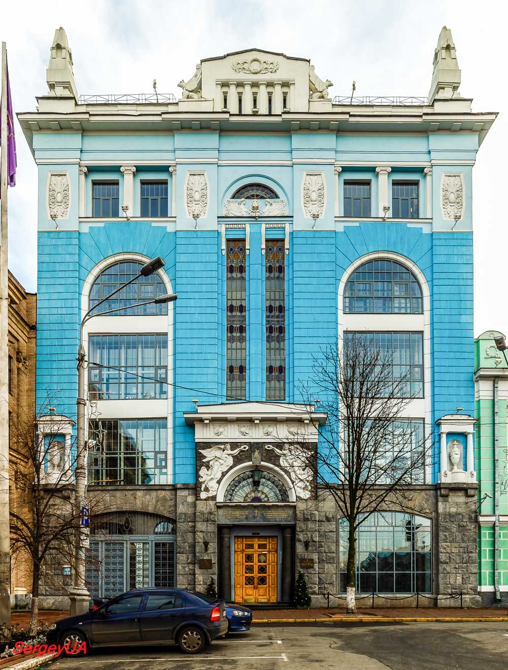 Киев, Контрактовая площадь, 2А