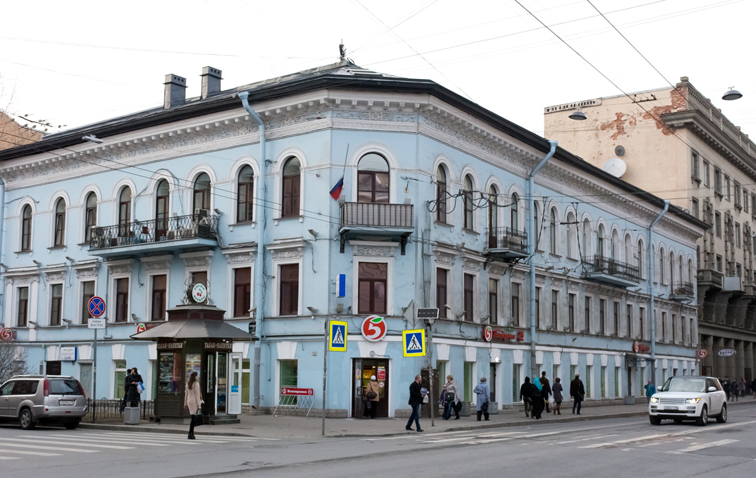 Санкт-Петербург, Суворовский проспект, 10 / 4-я Советская улица, 16