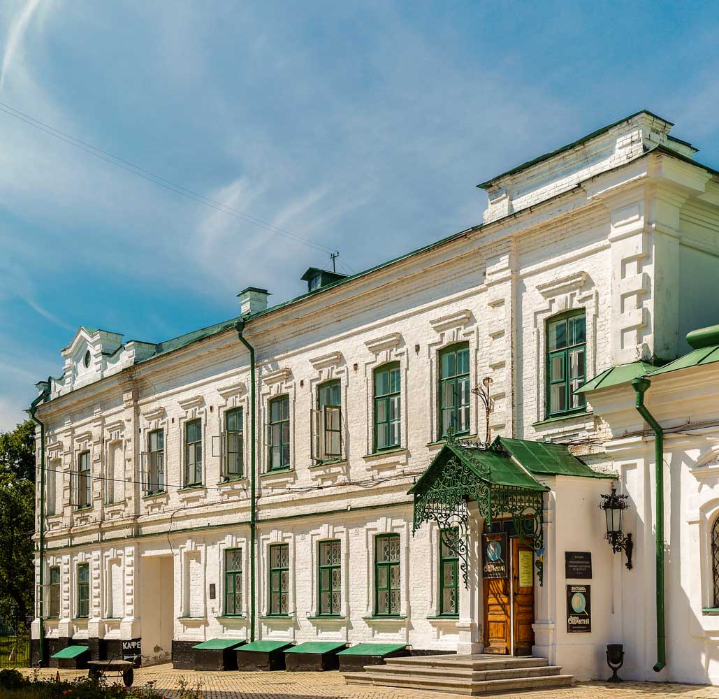 Киев, Лаврская улица, 9 корп. 5