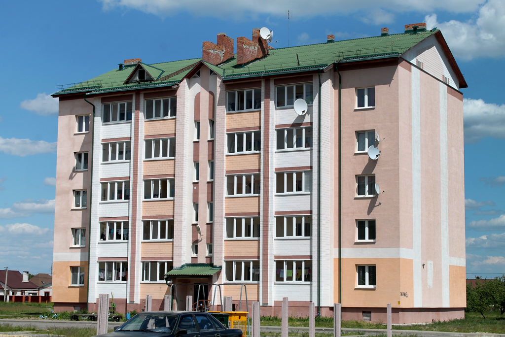 Лельчицы, Улица Гагарина, 1 корп. 2