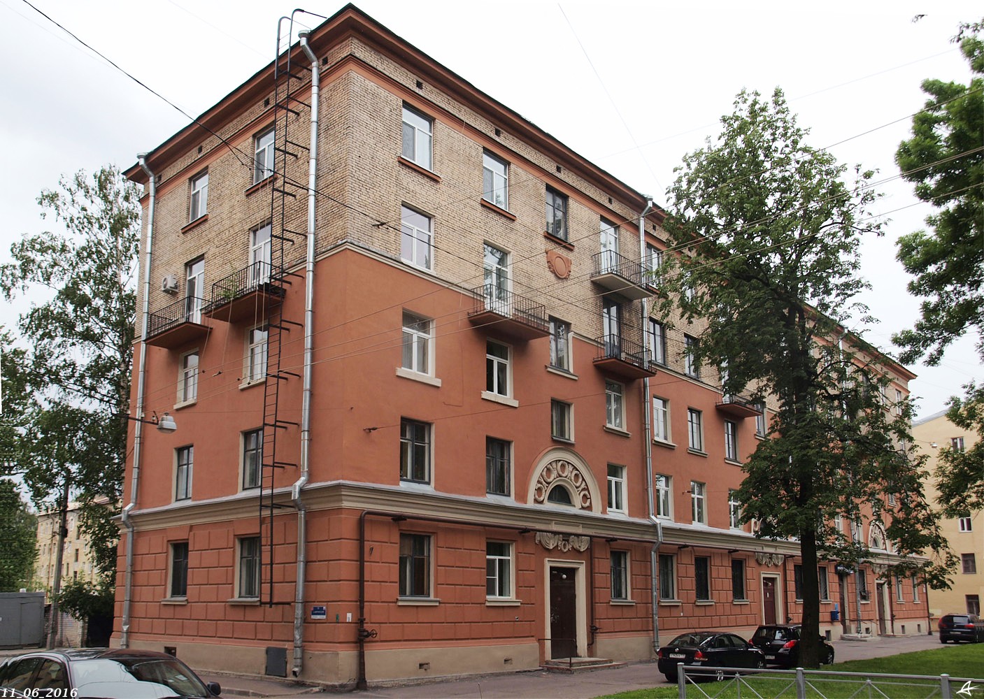 Санкт-Петербург, 1-й Муринский проспект, 15