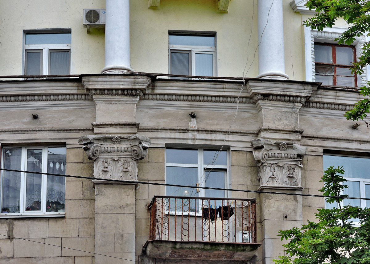 Харьков, Пушкинская улица, 11-13