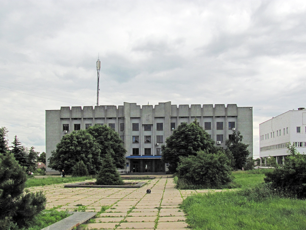 Попасная, Площадь Мира, 2