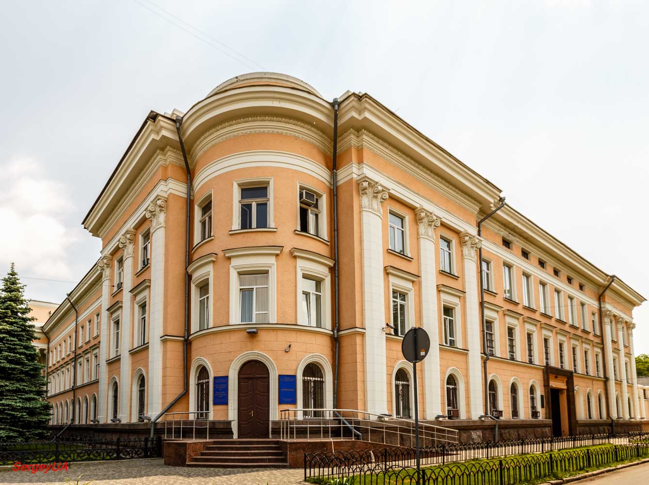 Одесса, Єврейська вулиця, 43 / катерининська вулиця, 44 / покровський провулок