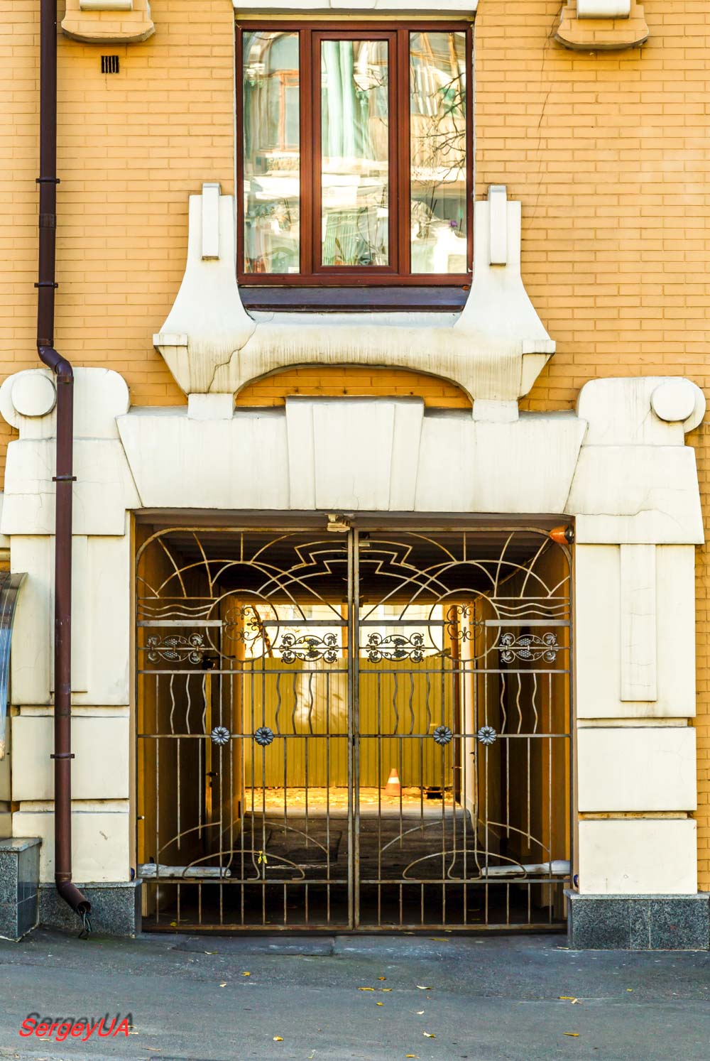 Киев, Бульвар Тараса Шевченко, 23