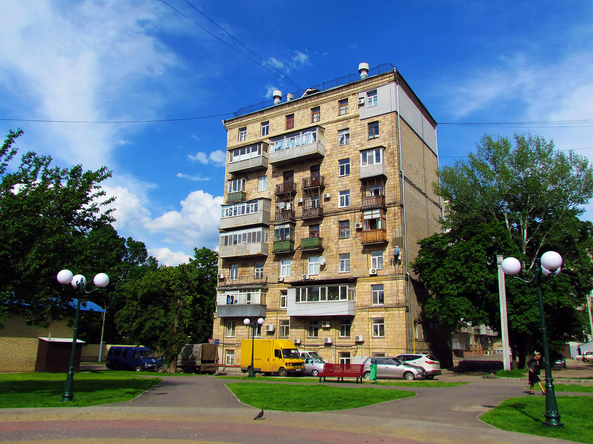 Харьков, Проспект Героев Харькова, 96а