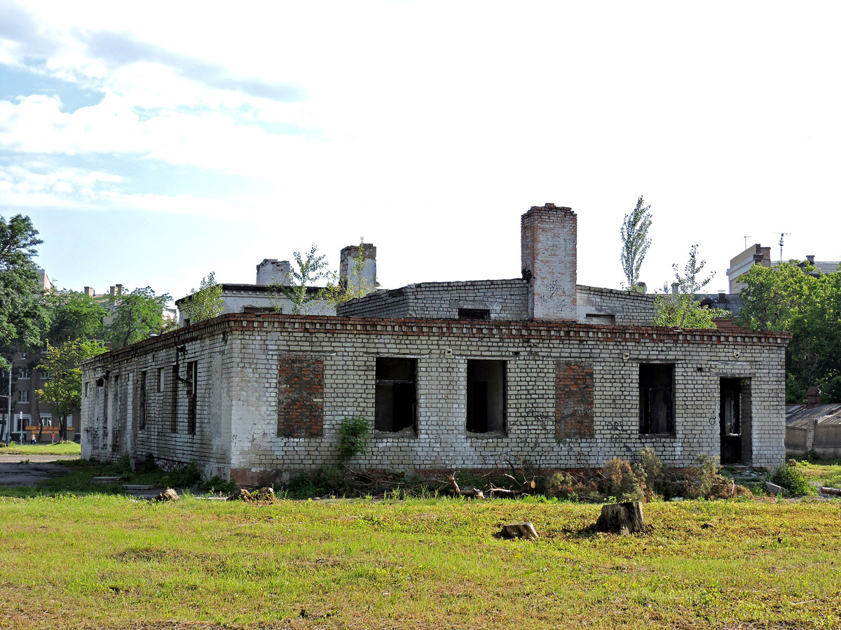 Kharkov, Проспект Героев Харькова, 195