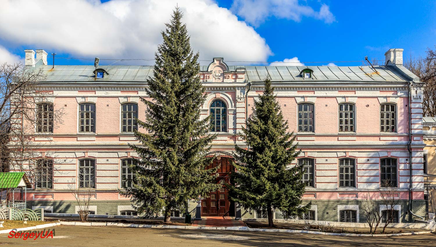Київ, Лаврская улица, 9 корп. 15