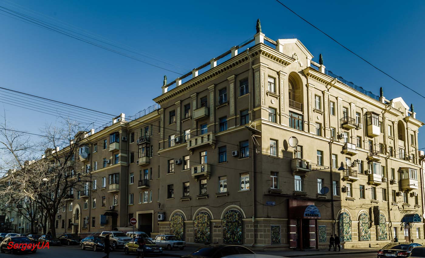 Харьков, Проспект Героев Харькова, 15
