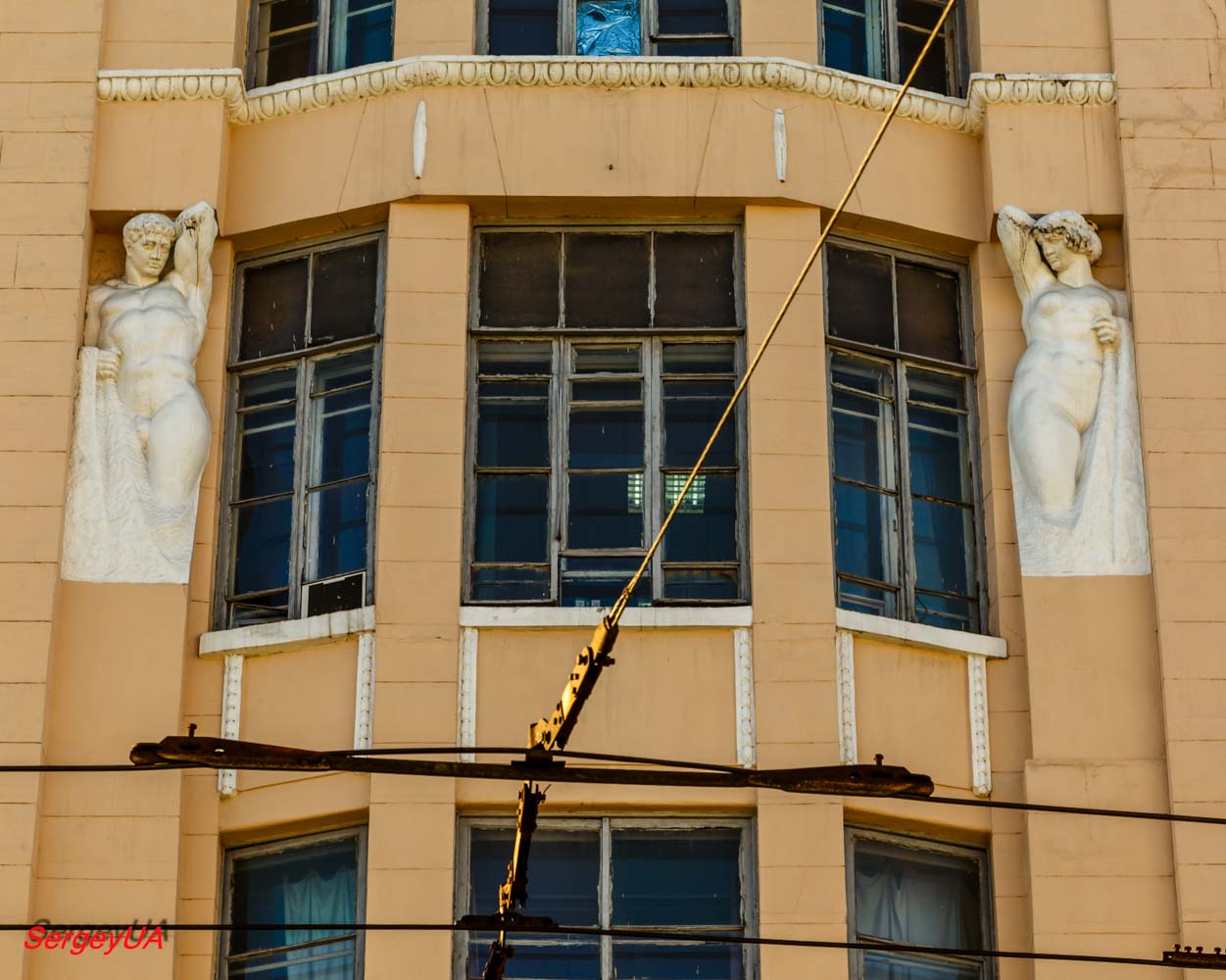 Kharkov, Сумская улица, 1 / площадь Конституции, (?)