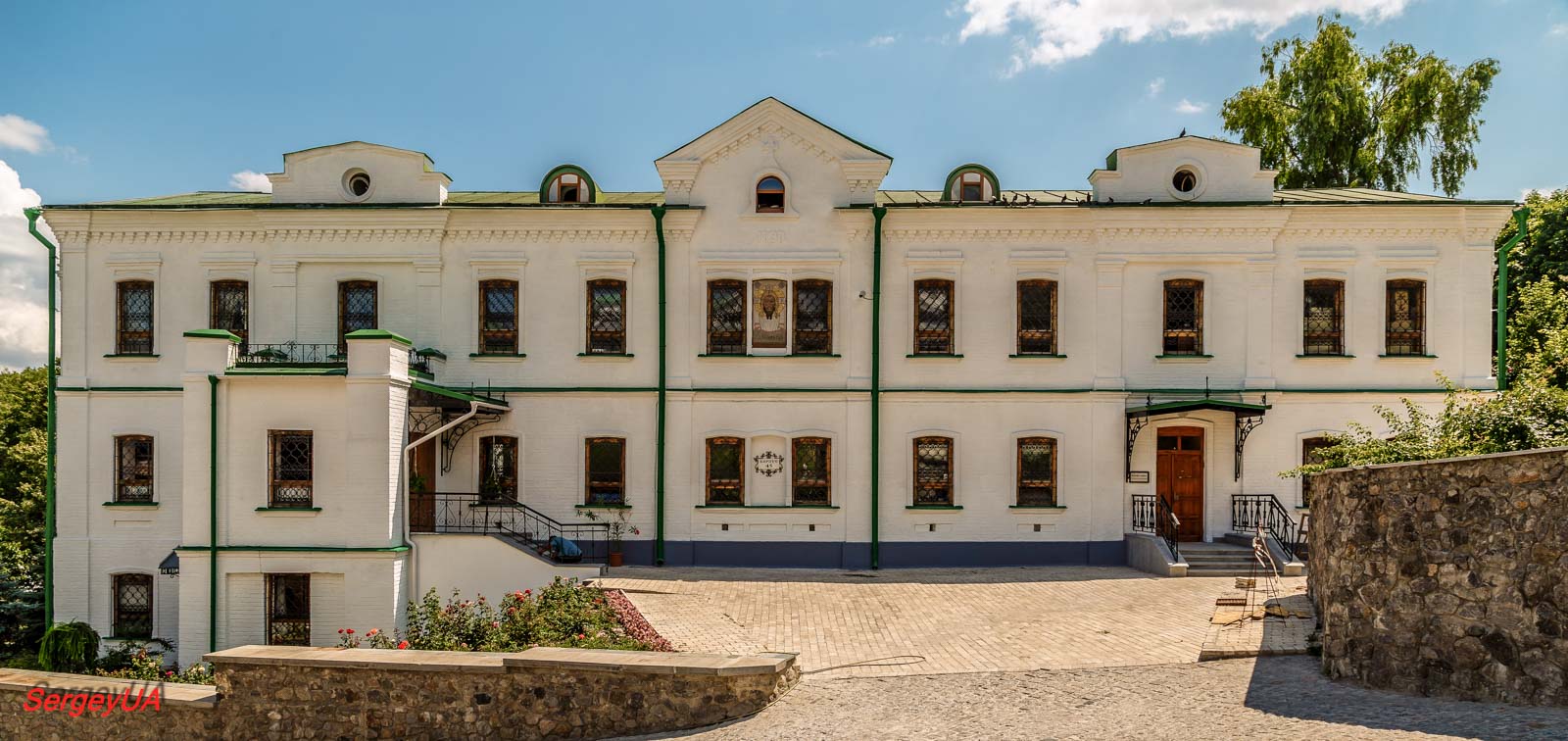 Киев, Лаврская улица, 9 корп. 45