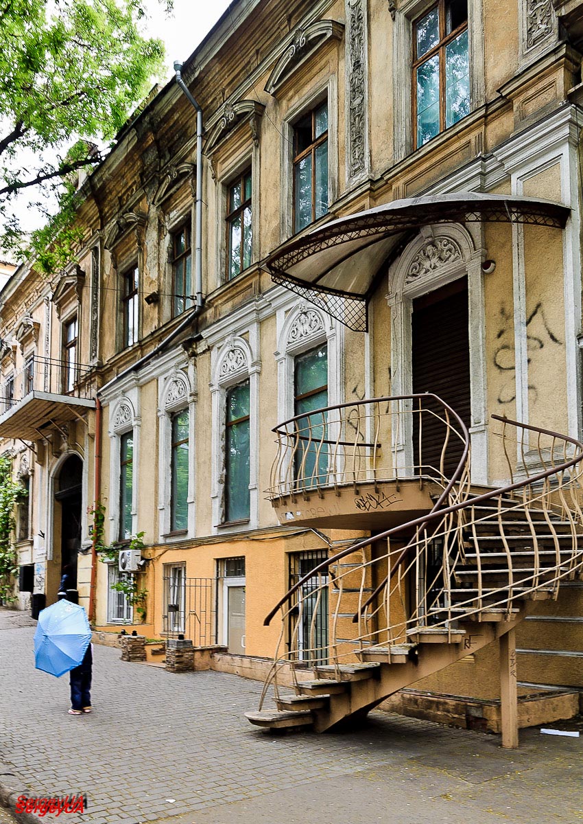 Одесса, Вулиця Жуковського, 14