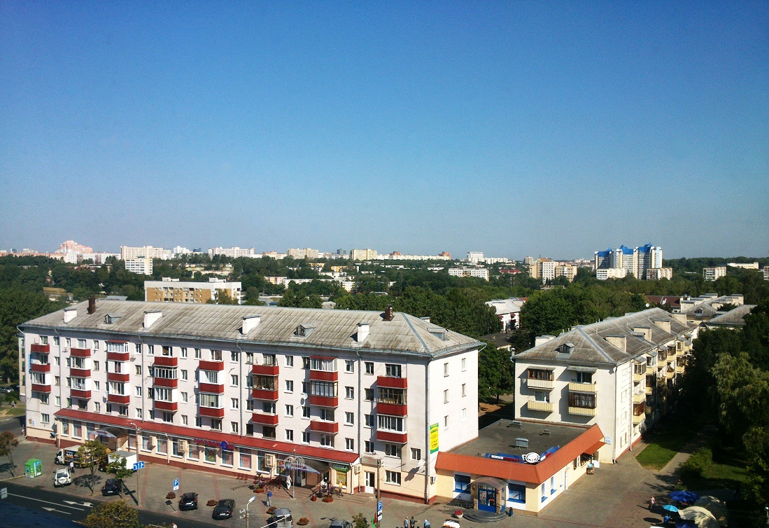 Минск, Улица Карла Либкнехта, 108 / Улица Лермонтова, 32