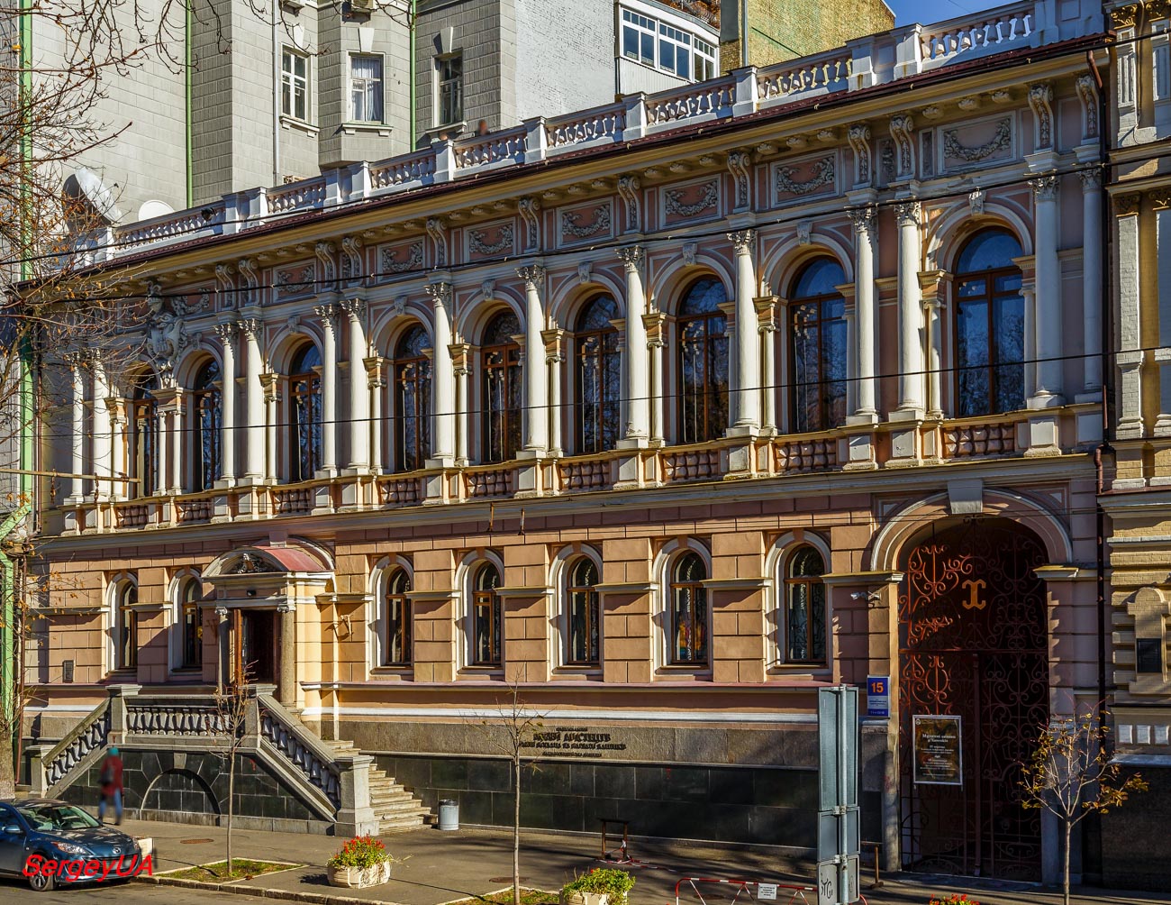 Киев, Терещенковская улица, 15