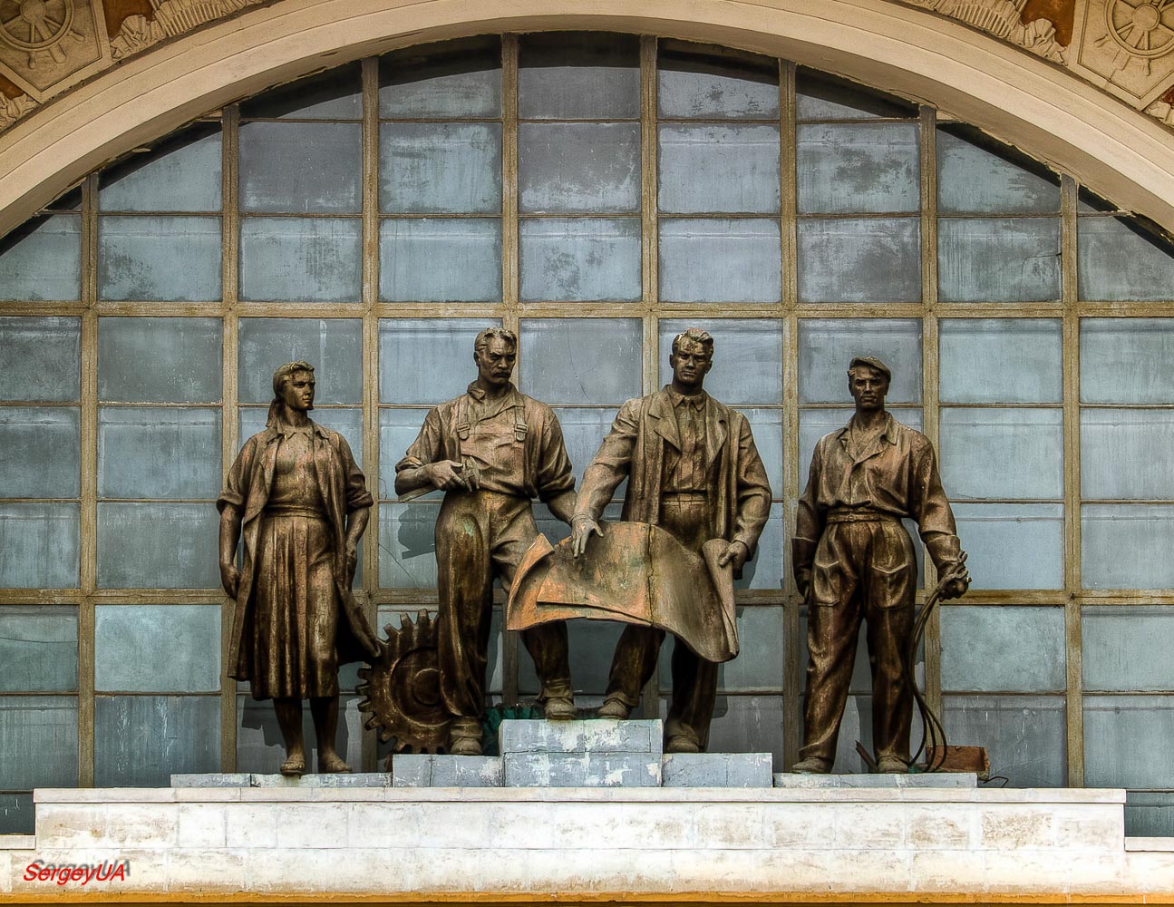 Киев, Проспект Академика Глушкова, 1 корп. 7