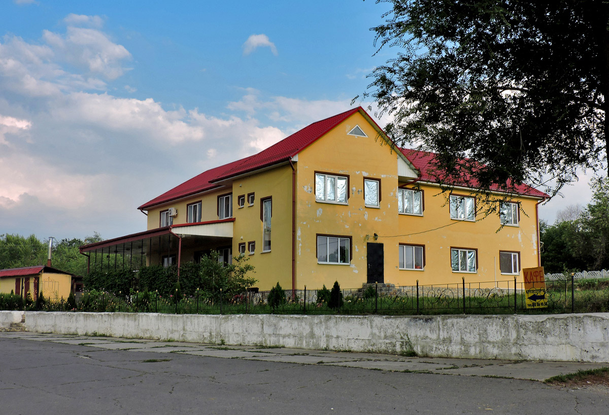 Вольнянский район, прочие н.п., с. Люцерна, Совхозная улица, (?)