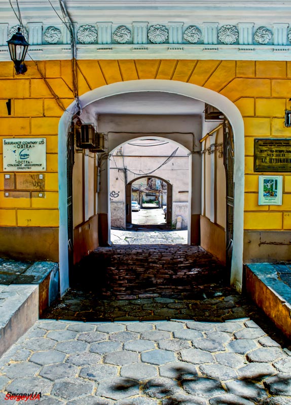 Одеса, Пушкінська вулиця, 13