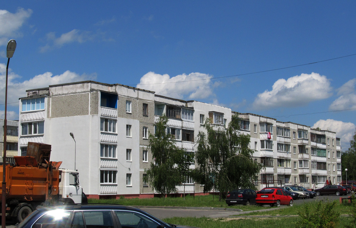 Жабинка, Молодёжная улица, 6