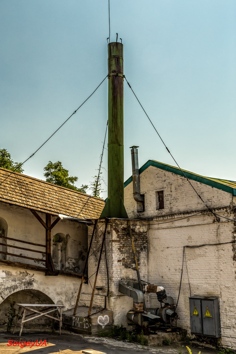 Киев, Лаврская улица, 9 корп. 100
