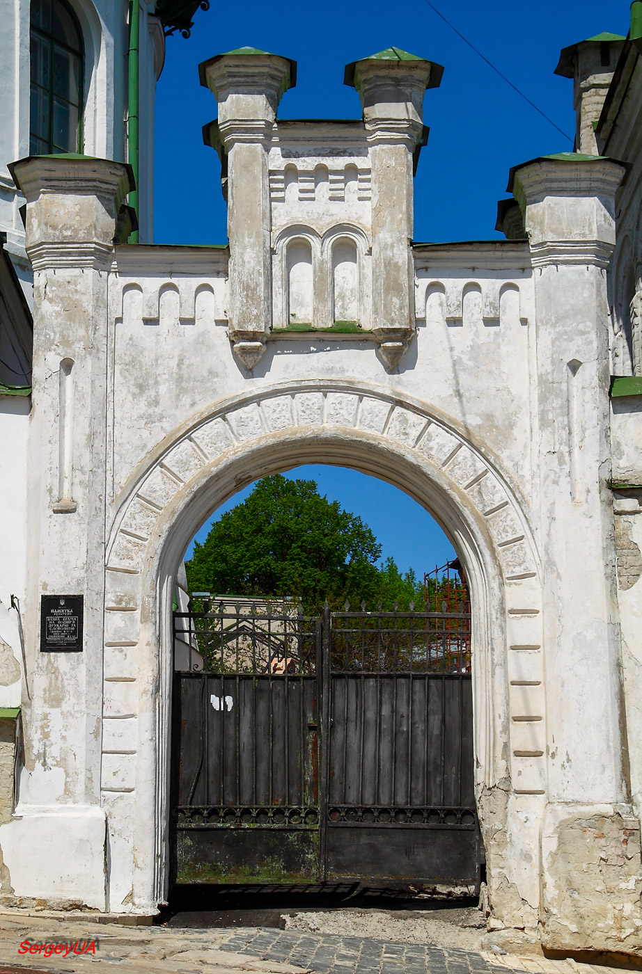 Киев, Лаврская улица, 9 корп. 10А