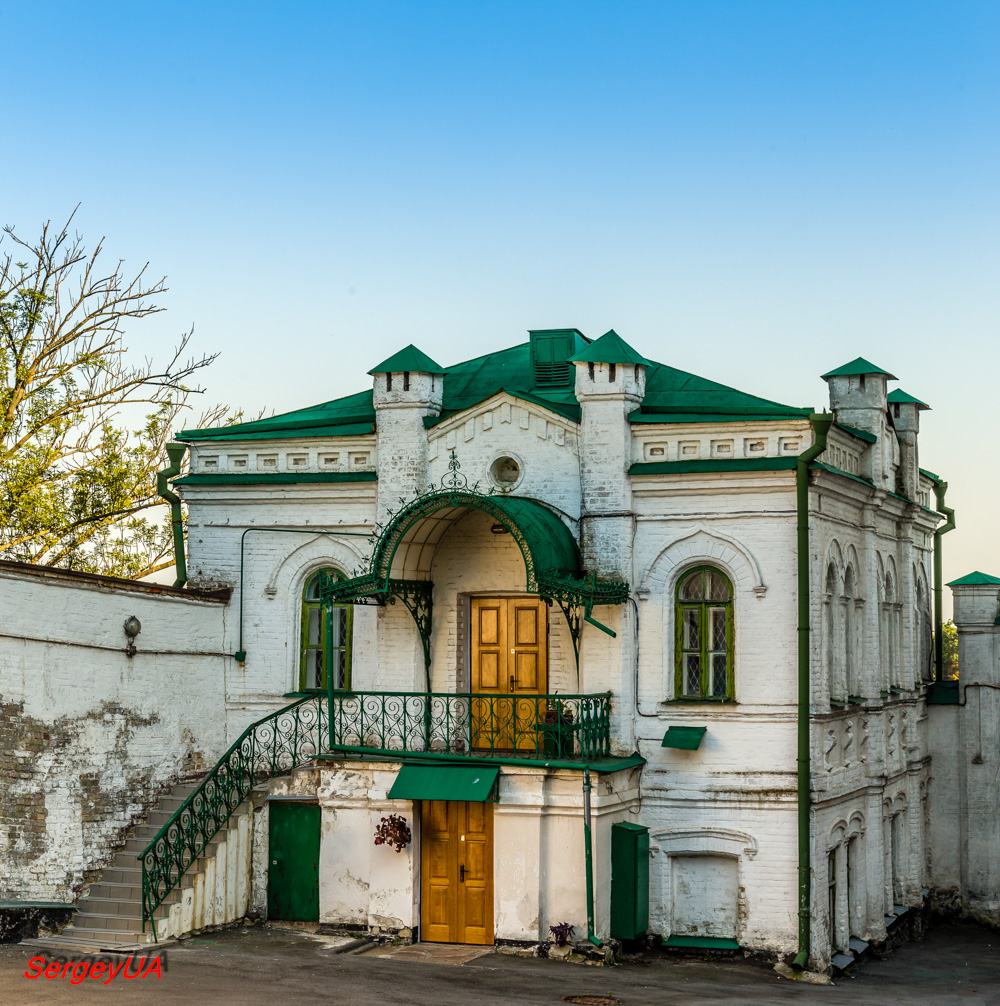 Киев, Лаврская улица, 9 корп. 10