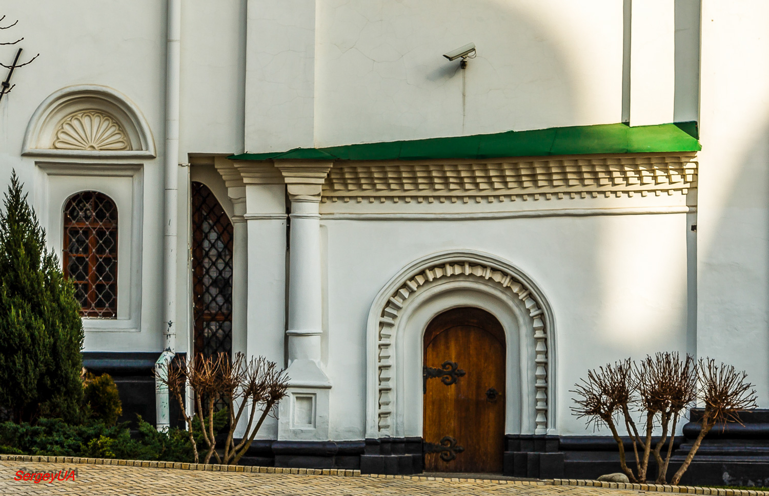 Киев, Лаврская улица, 9 корп. 12