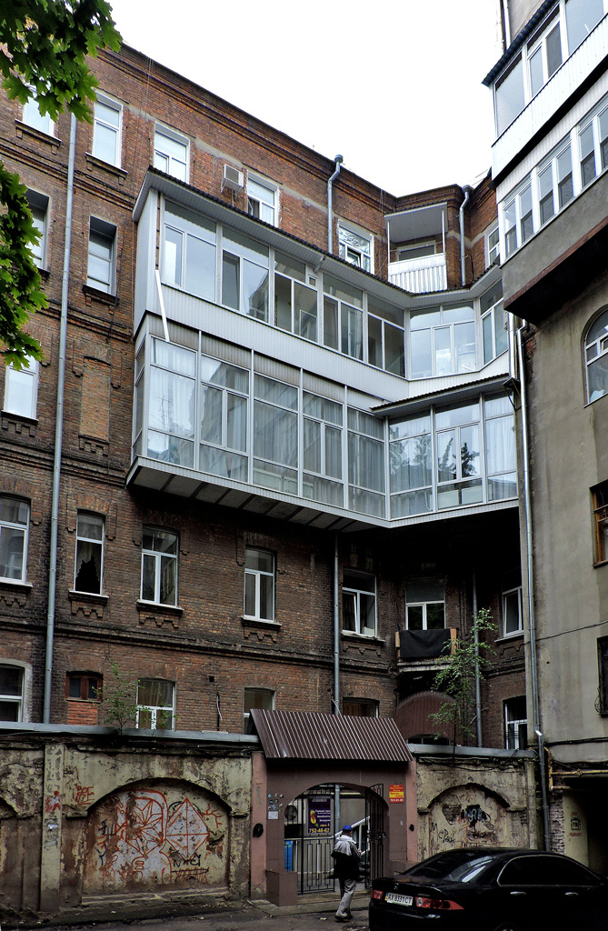 Харьков, Сумская улица, 17 / Рымарская улица, 22