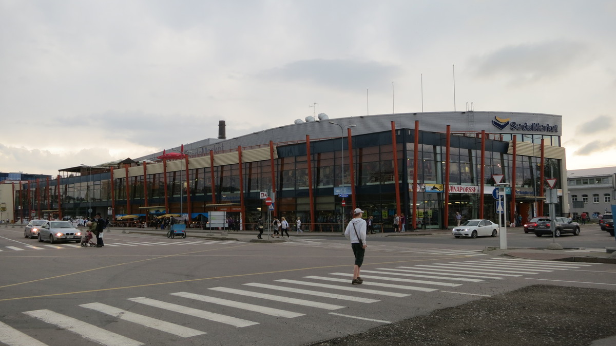 Таллин, Sadama, 6