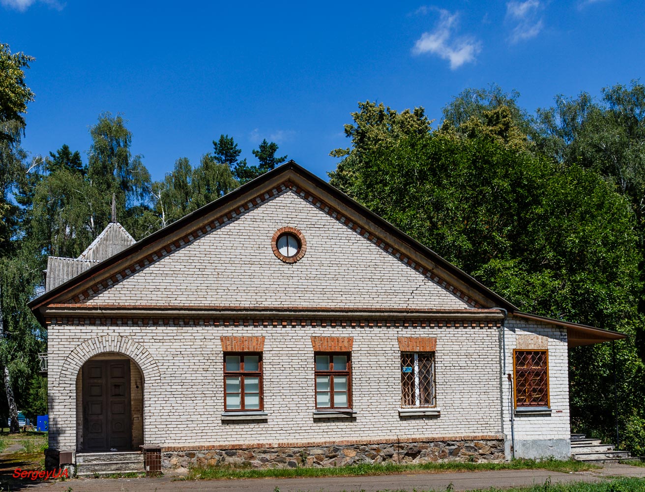 Киев, Проспект Академика Глушкова, 1 корп. 25