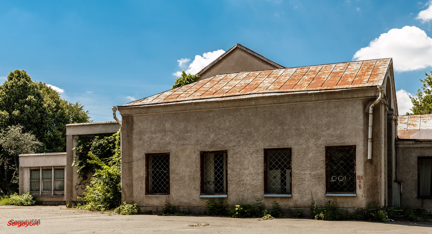 Киев, Проспект Академика Глушкова, 1 корп. 27