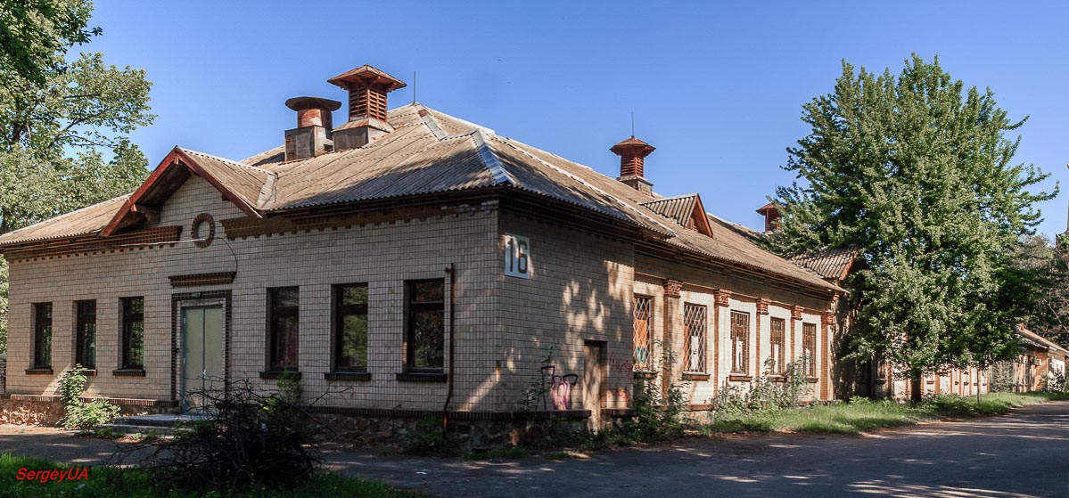 Киев, Проспект Академика Глушкова, 1 корп. 16