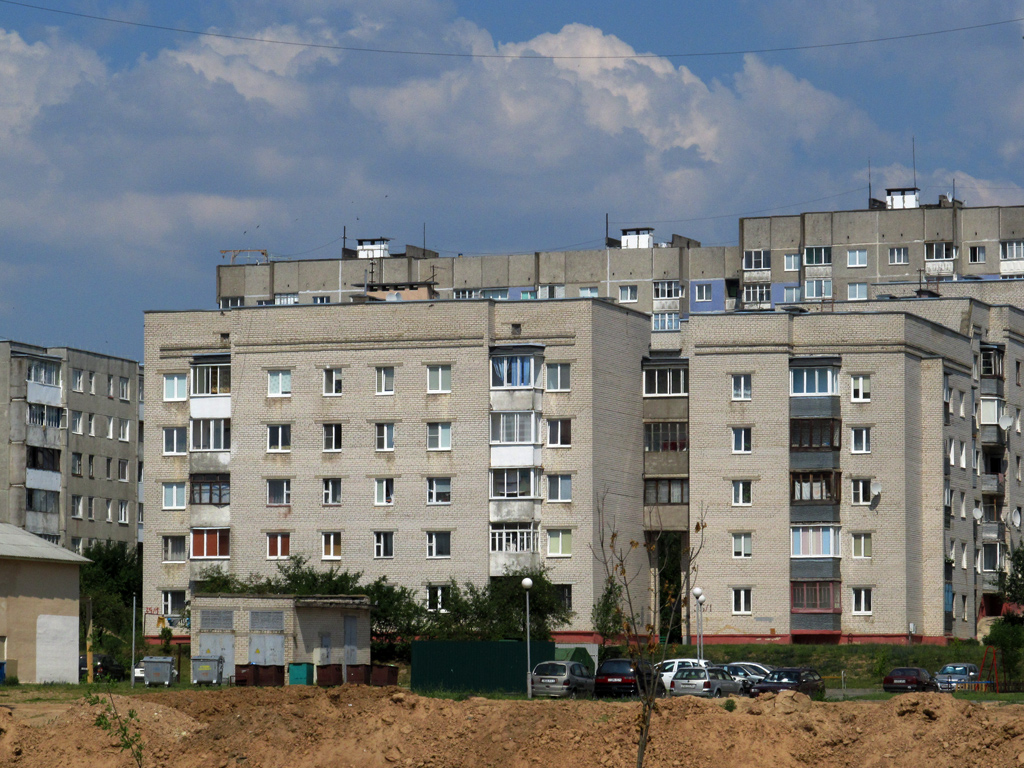 Слоним, Тополевая улица, 35 корп. 1