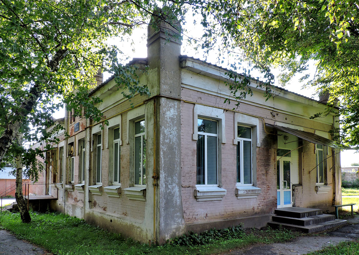Буды, Улица Фаянсовщиков, 5*