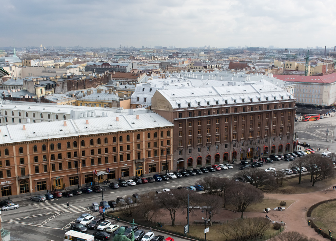 Санкт-Петербург, Малая Морская улица, 24 / Вознесенский проспект, 10; Большая Морская улица, 39