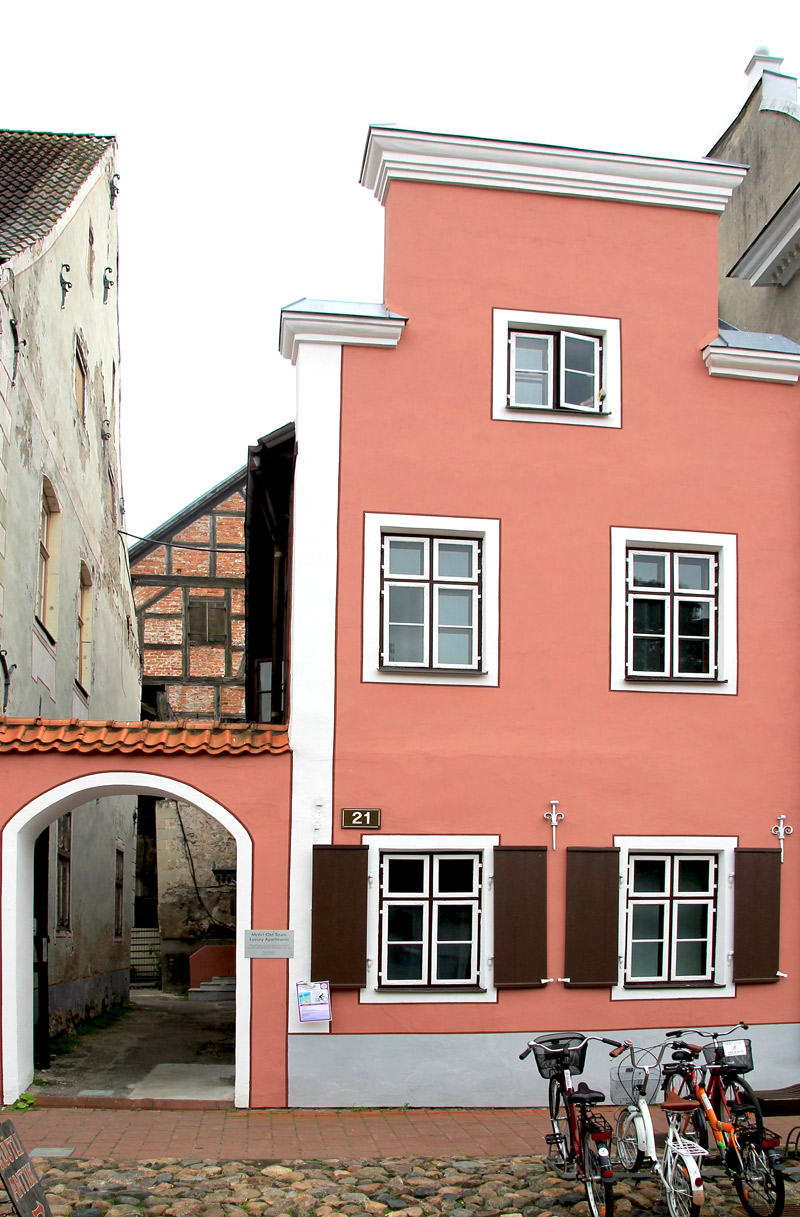 Пярну, Rüütli, 21b