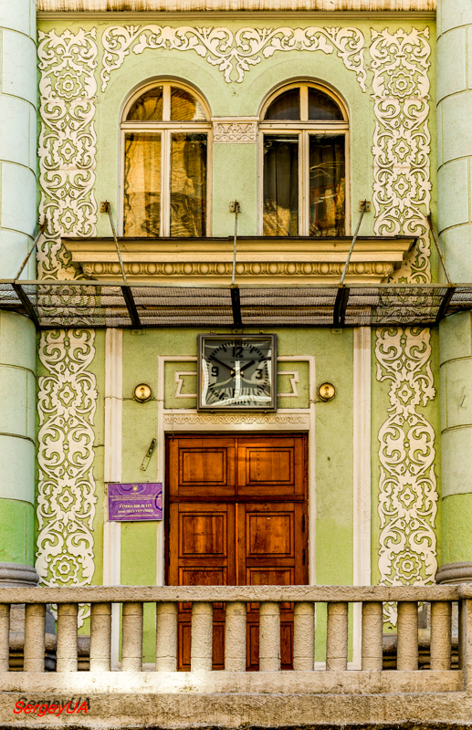 Киев, Лютеранская улица, 10