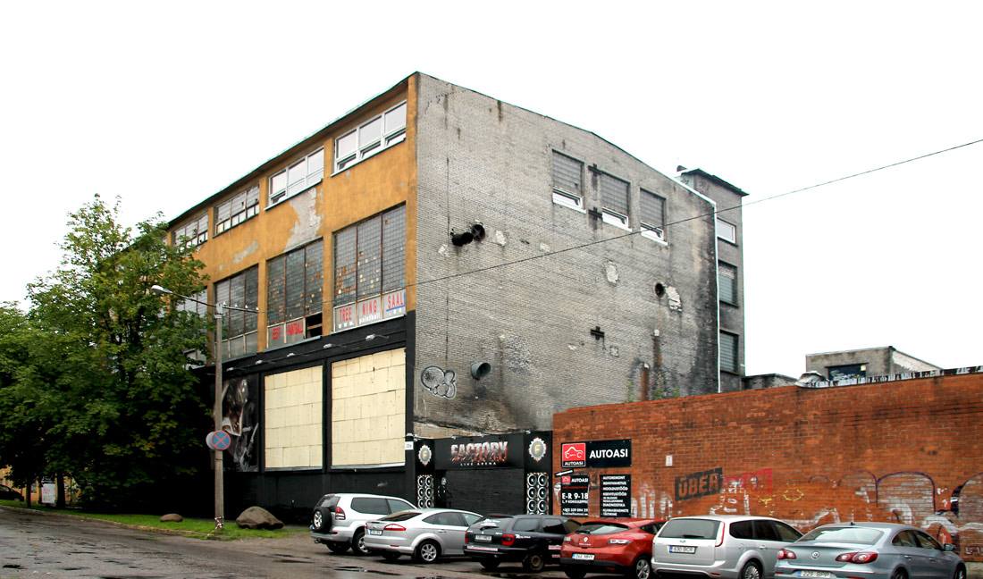 Таллин, Madara, 22a / Ülase, 13 /15/17