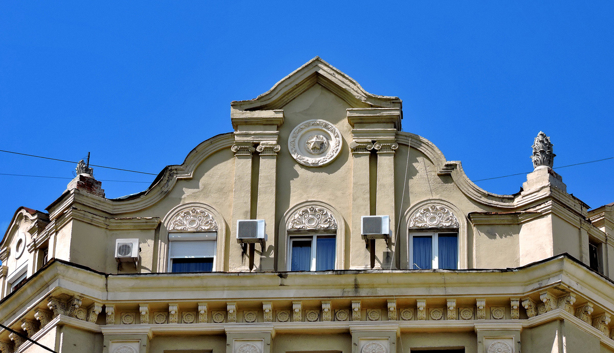 Харьков, Проспект Героев Харькова, 3 / Переулок Короленко, 21