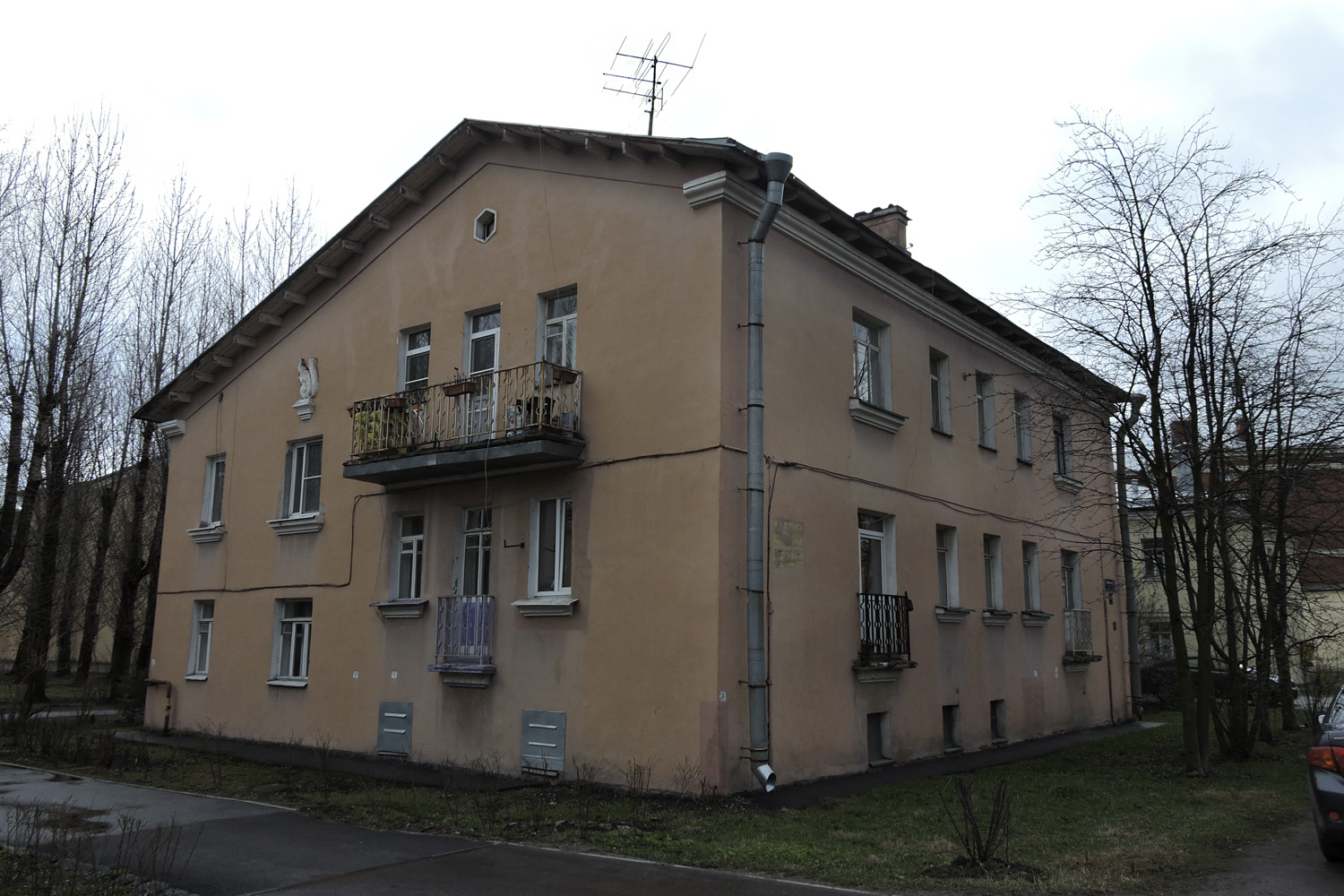 Санкт-Петербург, Дубровская улица, 10