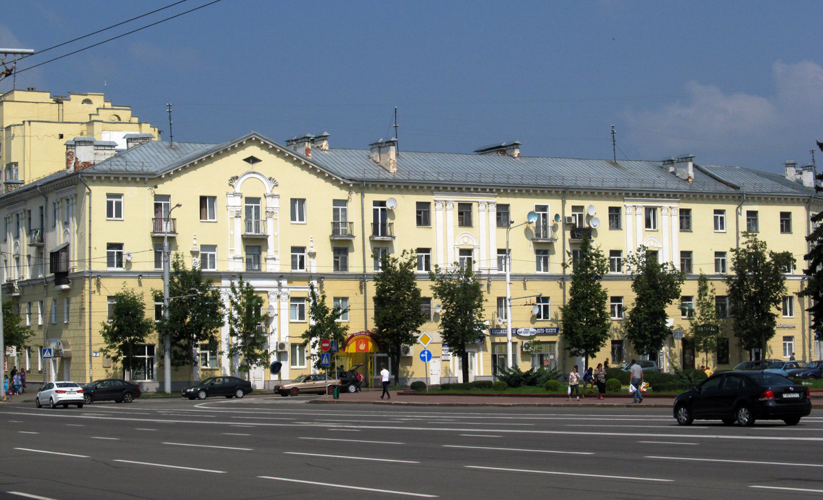 Витебск, Улица Ленина, 73 / Улица Горовца, 2