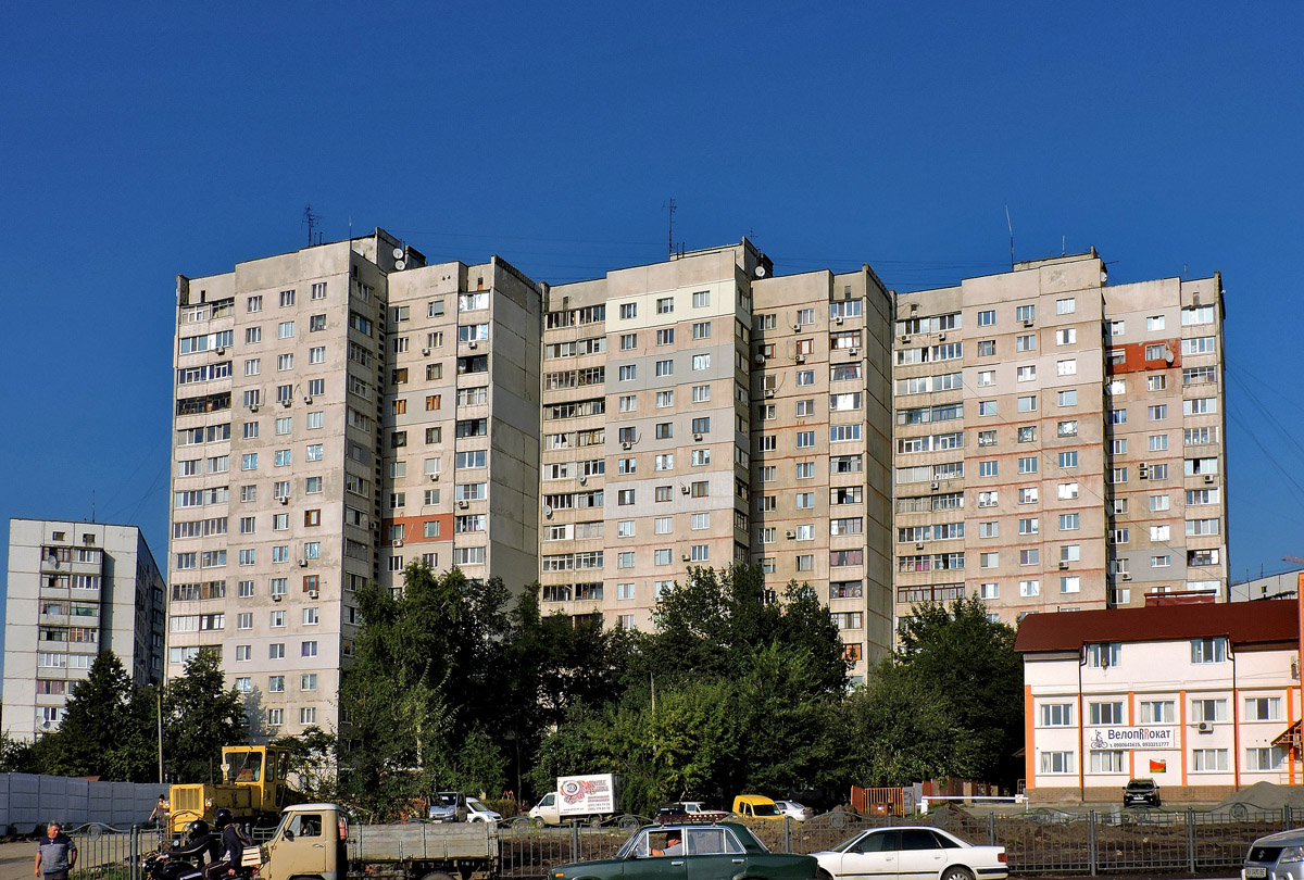 Харьков, Проспект Людвига Свободы, 60 (п. 3); Проспект Людвига Свободы, 60 (п. 2); Проспект Людвига Свободы, 60 (п. 1)