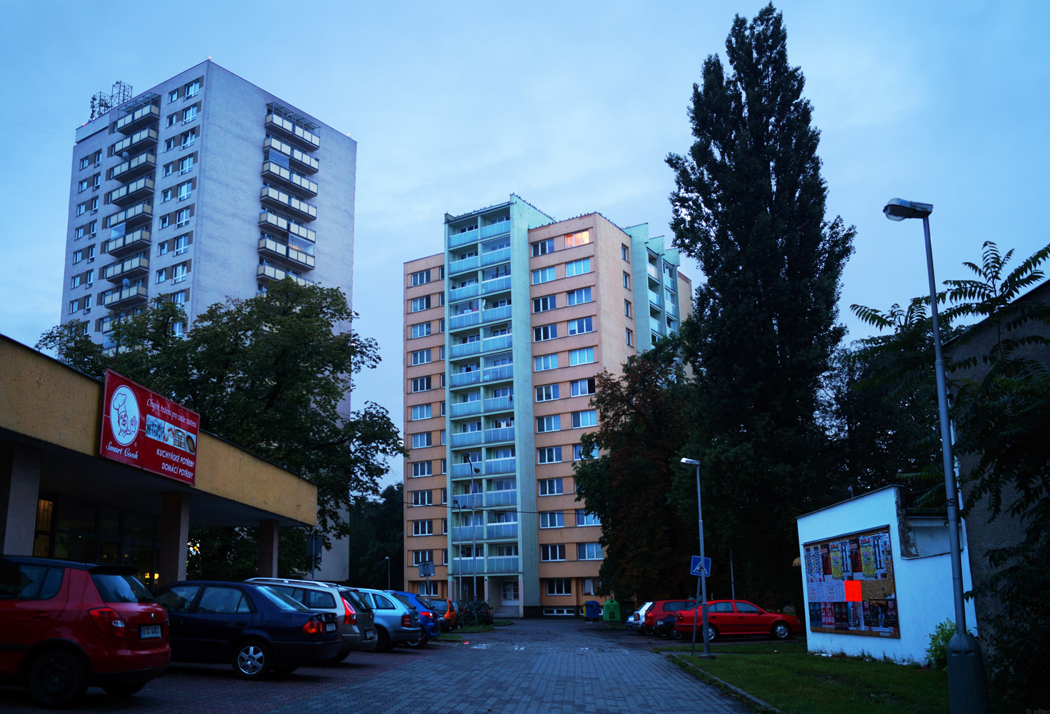 Острава, Mariánskohorská, 3; Mánesova, 2